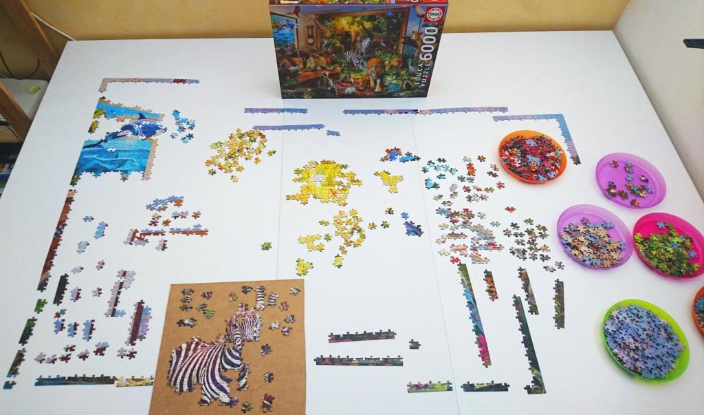 Puzzle 6000 piezas Entrando en la Habitación 